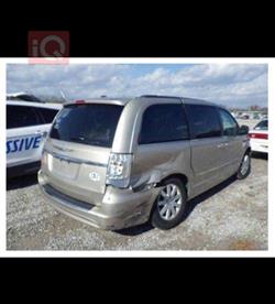Chrysler Town and Country